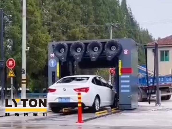 蕭山西湖石油選配林頓龍門往復(fù)式全自動洗車機，防銹蝕耐腐，經(jīng)久耐用